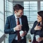Parlare con uno sconosciuto è (Small Talk)